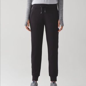 Lululemon Ready to Rulu Pants